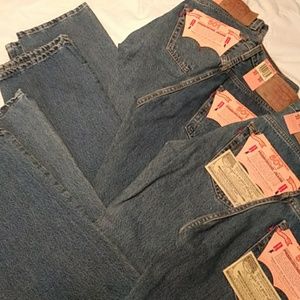 Levi's
